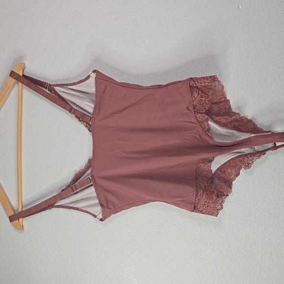 Hey shape v neck body suit Elegant Lace Mauve Bodysuit size XL. - Picture 5 of 9